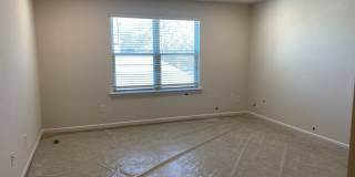 Room in 4 Bedroom Home at Planters Trace Ln Gallery 28