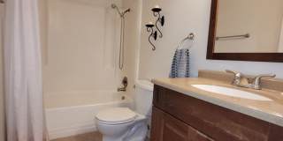 Beautiful Second Floor Condo in Great Area! Gallery 10