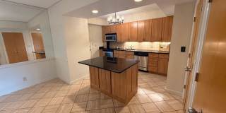 2 Bedroom/ 2 Bath condo on West End, 1 assigned covered parking spot, Small Storage Space included, Secured Entry Gallery 3