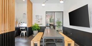Eleven10 at Farmers Market Apartments Gallery 19