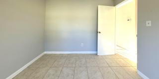 5566 Kelly Drive North 5566 Kelly Drive North Gallery 21