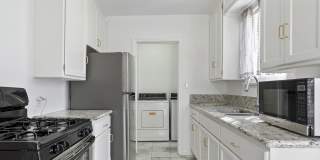 1429 Ellsmere Avenue Gallery 11