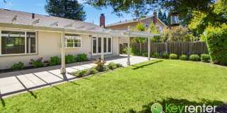 Beautiful 4 Bed / 3 Bath Bollinger Hills Home with Gorgeous Remodeled Kitchen! Gallery 6