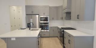 Stylish 3 Bedroom Home! Gallery 1