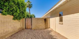 5002 E MITCHELL Drive Gallery 34