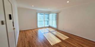 1438 S Barrington Ave Gallery 2