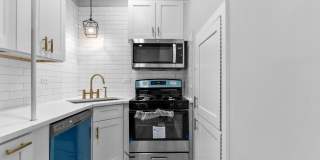 1127 W FARWELL Avenue Gallery 8