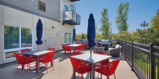 The Sixton Apartments Gallery 88