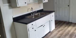 Spacious 3 Bedroom Home For Rent! Gallery 7