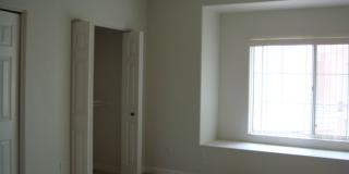 STUNNING 2 BEDROOM 2 BATH TOWNHOUSE IN GATED COMMUNITY WITH 1 CAR GARAGE ATTACHED Gallery 8