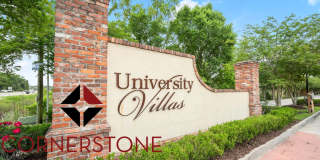 3 Bedroom Home In University Villas| Community Pool | Gated Community Gallery 6