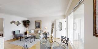 Del Rey Bay Gallery 4