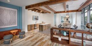 Lakehouse Gallery 33