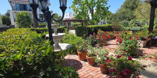 Warm & Welcoming Home Near Melrose with Room to Live, Work & Create Gallery 17