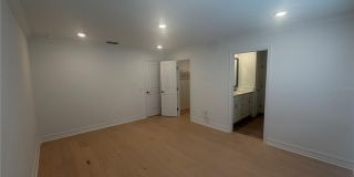 1427 W CHESTNUT STREET Gallery 21