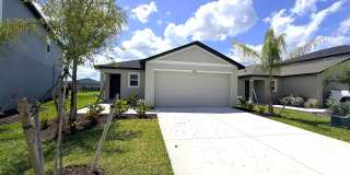 1ST MONTH RENT FREE! 3/2/2 BRAND NEW HOME IN CRANE LANDING!!! Gallery 4