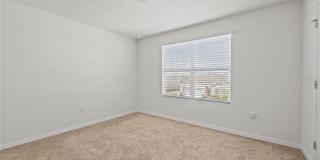 817 SHEEN Circle Gallery 25