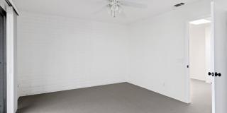 Escondido 2 bed 2.5 bath condo for lease Gallery 14
