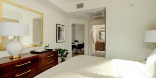 Ferrante Ferrante Gallery 125