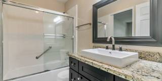 240 Union Ave Gallery 16