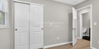 Modern Finishes & Hardwood Floors – 4BR Columbus Gem Gallery 35