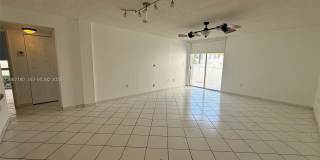 7832 Collins Ave Gallery 3