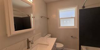 201–209 E 12th Street in Long Beach, Gallery 43