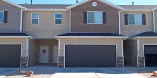 3 Bedroom 2.5 Cedar Bend Unit Gallery 1
