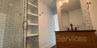 427 North College Avenue Gallery 16