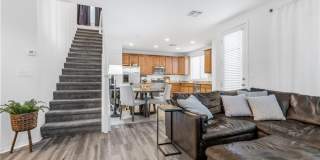 10410 Lilac Square Avenue Gallery 4