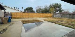 3/2 Southside 1800 sqft, pet friendly, enclosed yard Gallery 20