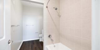 Harbor Pointe Gallery 73