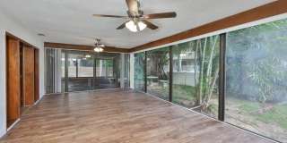 3 Beds 2 Baths Home with Jacuzzi & 2-Car Garage in Clearwater! Gallery 35