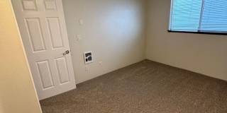 1 Bedroom 1 Bathroom at Hollywood Park Apartments Gallery 52