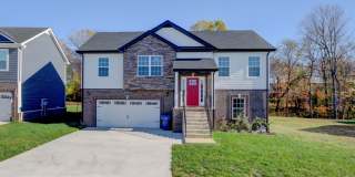 Pet Friendly Four Bedroom with Basement! Gallery 1