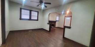 Large 3 bedroom House! Gallery 3