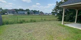 3 Bedroom 2 Bath home in LEXINGTON. Gallery 23