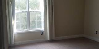 Lovely Townhome in Southeast Columbia Gallery 24