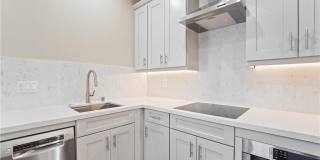 4291 White Hawk Gallery 10