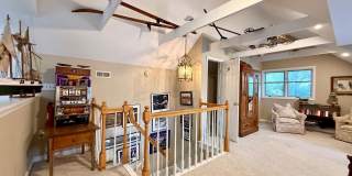 110 ANNAPOLIS Street Gallery 25