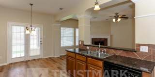 212 Crowfoot Gallery 13