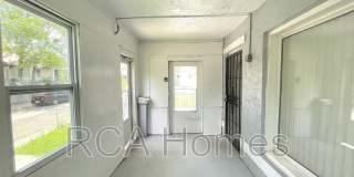 433 North Bradley Avenue Gallery 2