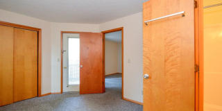 523 Henderson Crossing - Half Off Admin Fees & $350 Gift Card! Gallery 7