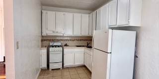 1534 Winona Blvd. Gallery 10