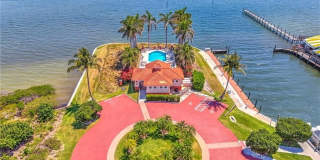 1528 NE Outrigger Landings Drive unit: 208 Gallery 1