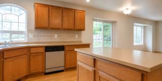 Spacious 4 Bedroom Home in Spokane Valley Gallery 8