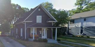 Beautiful new exterior on classic Harters Heights 4 bedroom (3 full baths) blocks from ND. Gallery 3
