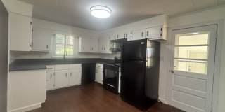 Your perfect 4-bed / 2-beth home in Elizabethton awaits! $2400 Gallery 12