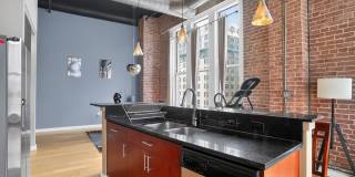 Charming 2BR Condo in Saint Louis Gallery 5