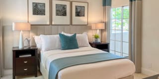 Summit At Warner Center Gallery 74